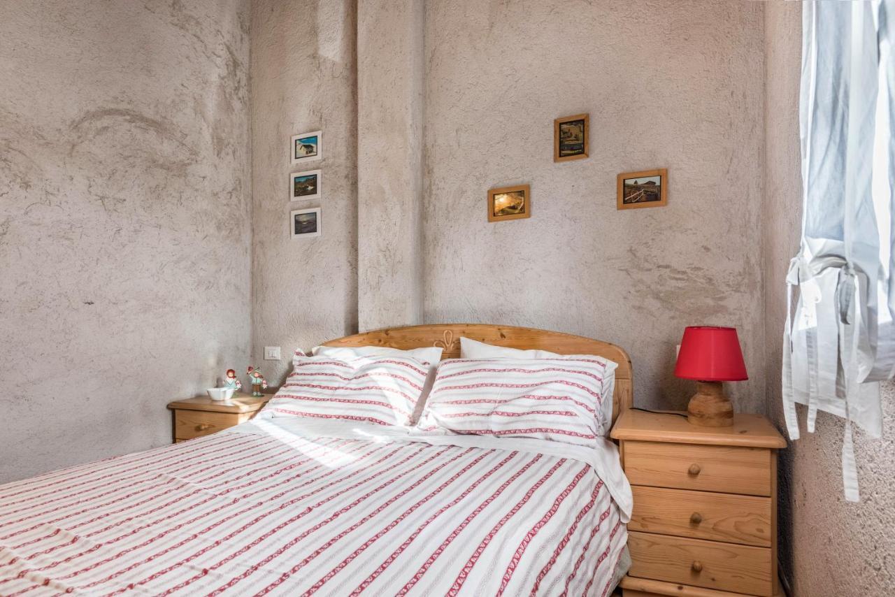 Baita Al Rossat Sant'Orsola Bagian luar foto